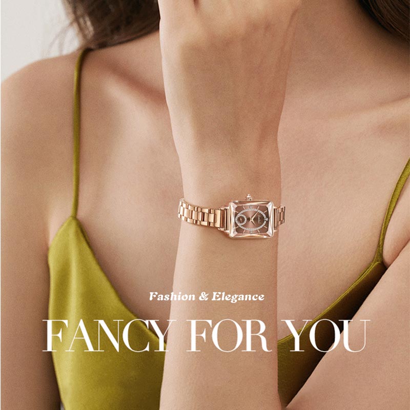 Divatos, szögletes női karóra rozéaranyból, gyémántokkal