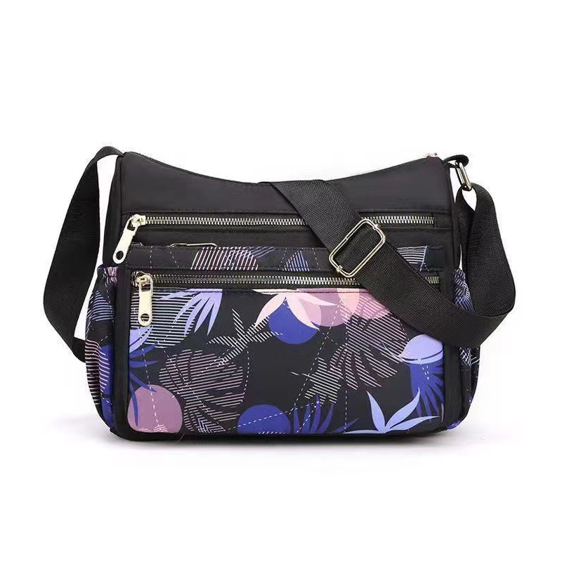 👜Divatos nyomtatott futártáska nagy kapacitással✨